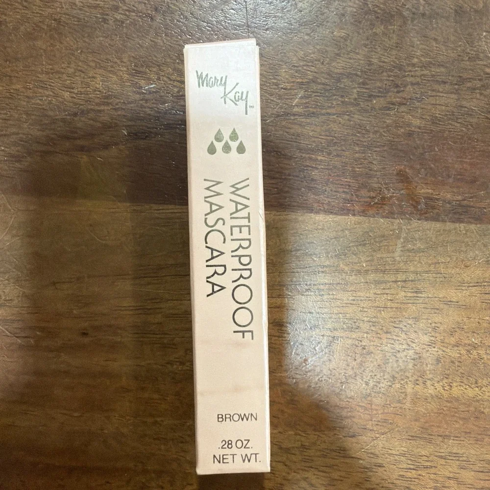 Mary Kay VINTAGE WATERPROOF Brown MASCARA .28 oz NOS